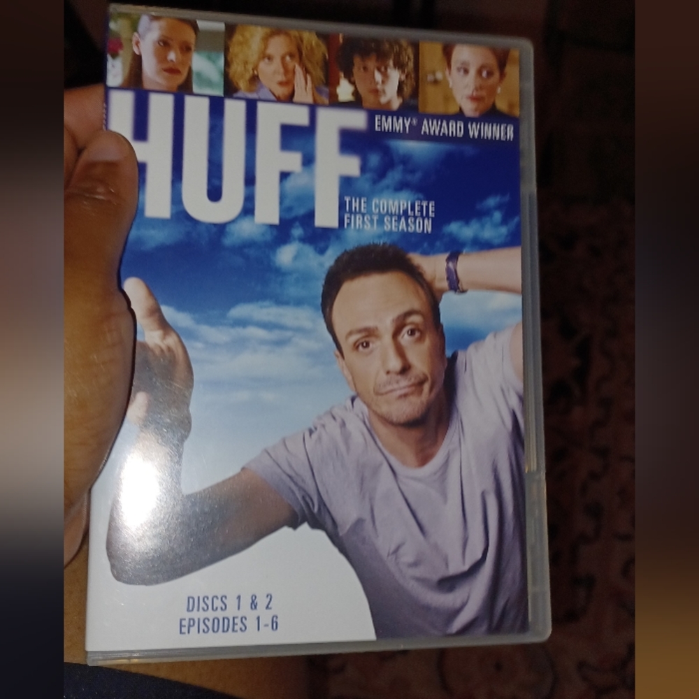 Huff season 1 DVD set